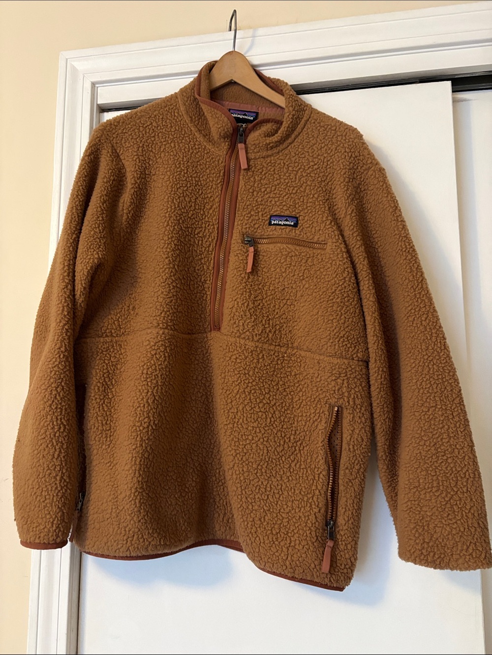 XL Patagonia Brown Teddy Fleece Pullover